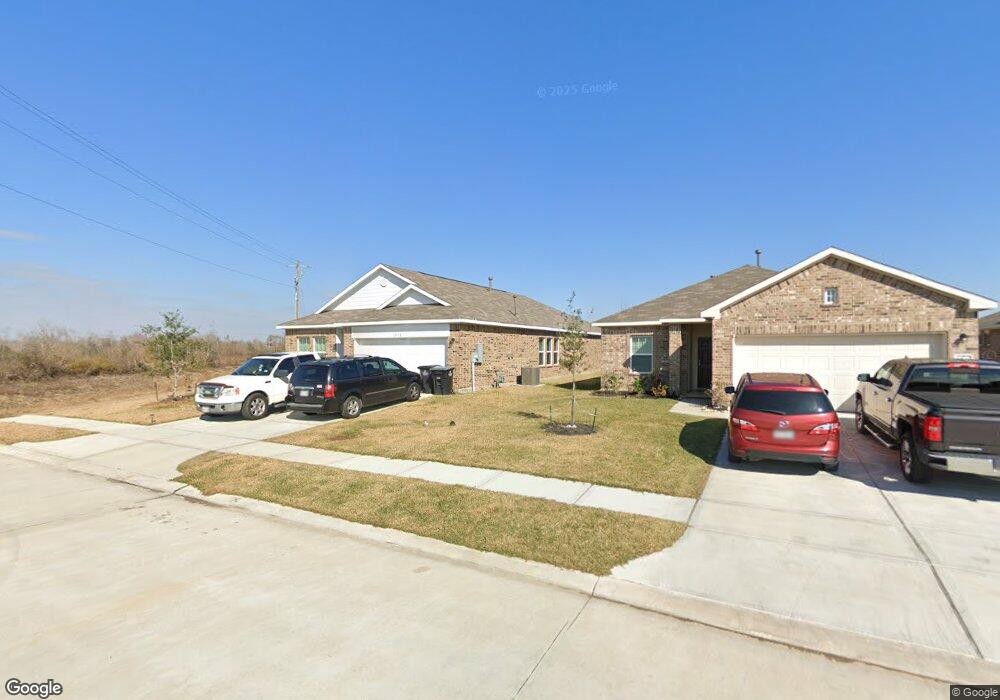 1538 Barras St, Alvin, TX 77511 - photo 1