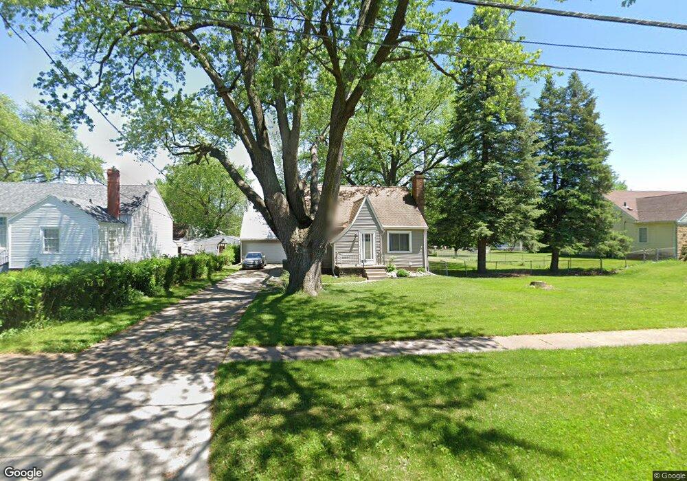 1715 W 6th St, Waterloo, IA 50702 - photo 1