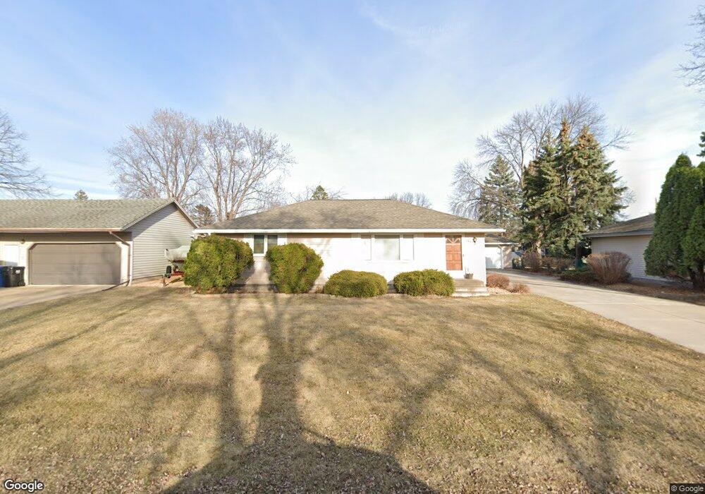 9418 Valley Forge Ln N, Maple Grove, MN 55369 - photo 1