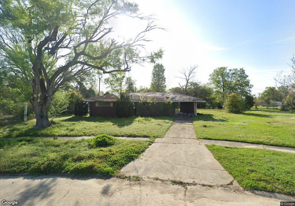 2725 E General Wainwright Dr, Lake Charles, LA 70615 - photo 1