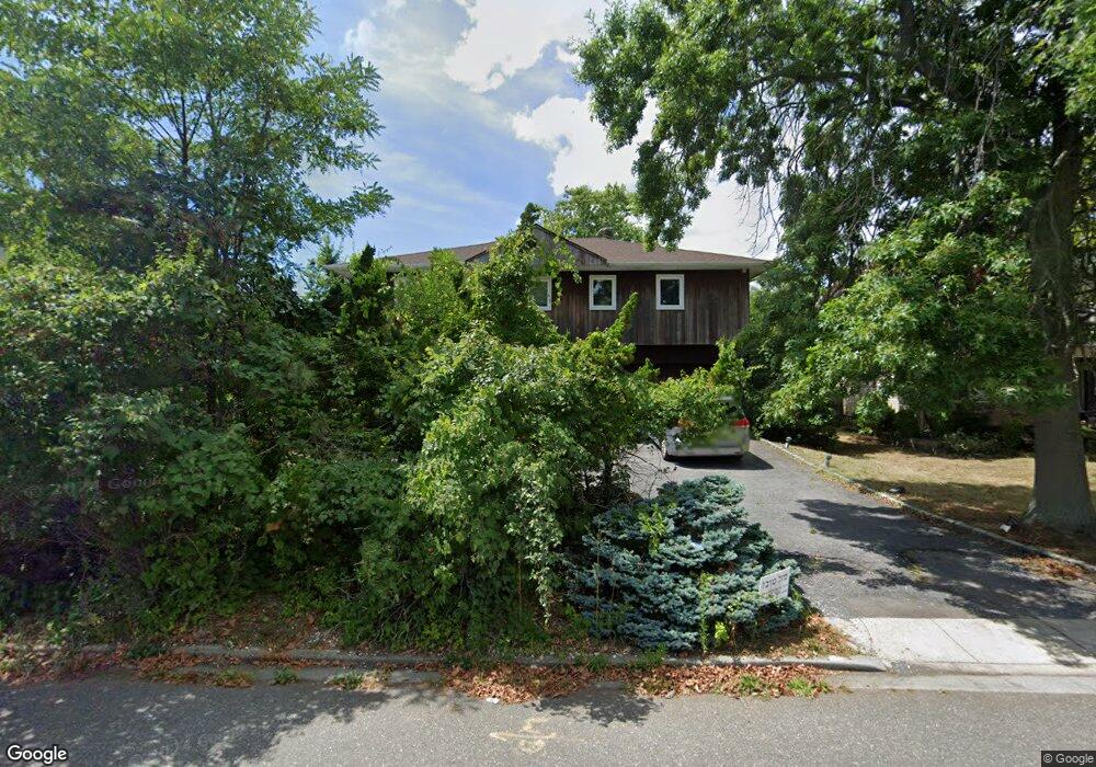 15 Harborview W, Lawrence, NY 11559 - photo 1