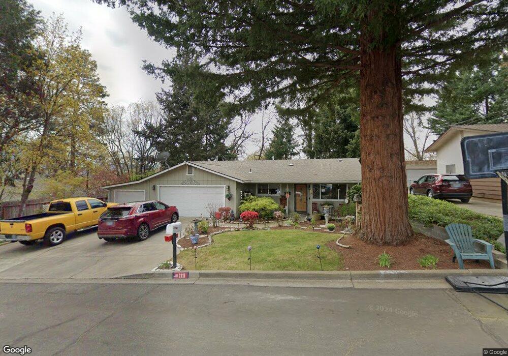 1111 NW D St, Grants Pass, OR 97526 - photo 1