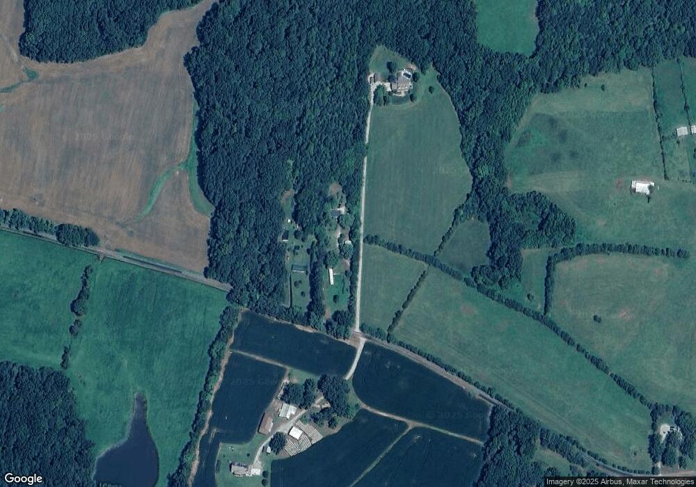 13623 Genito Rd, Amelia Court House, VA 23002 - photo 1