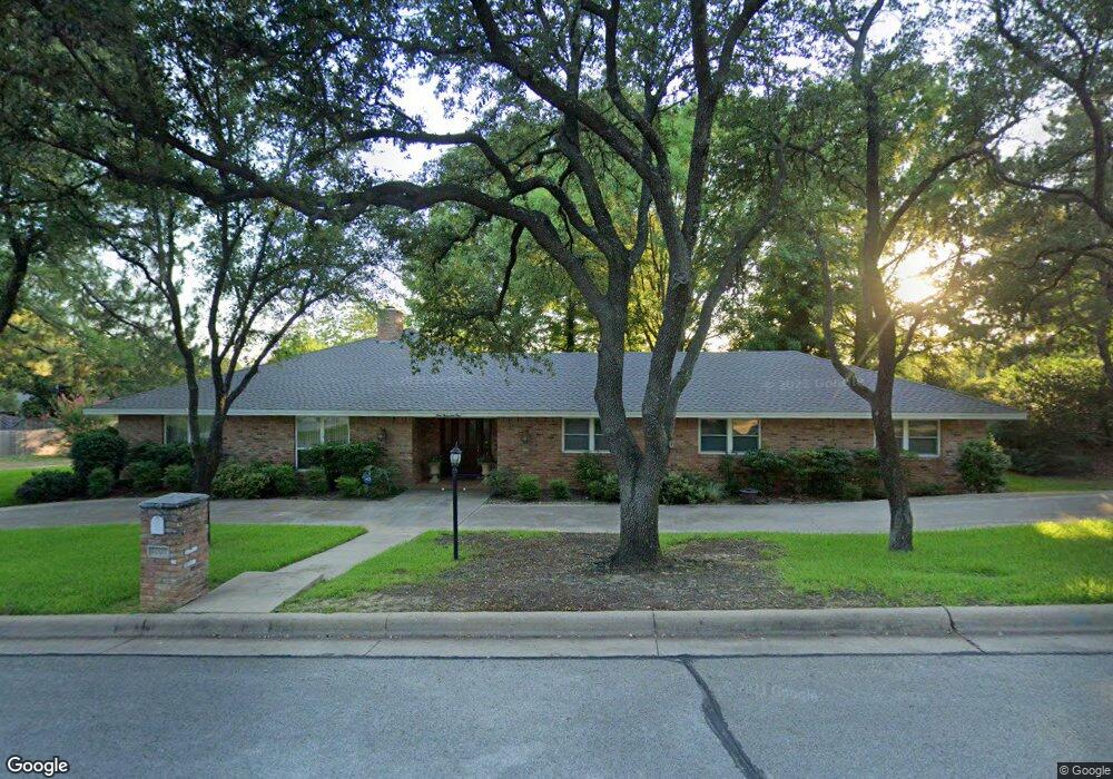 1001 Overhill Dr, Bedford, TX 76022 - photo 1