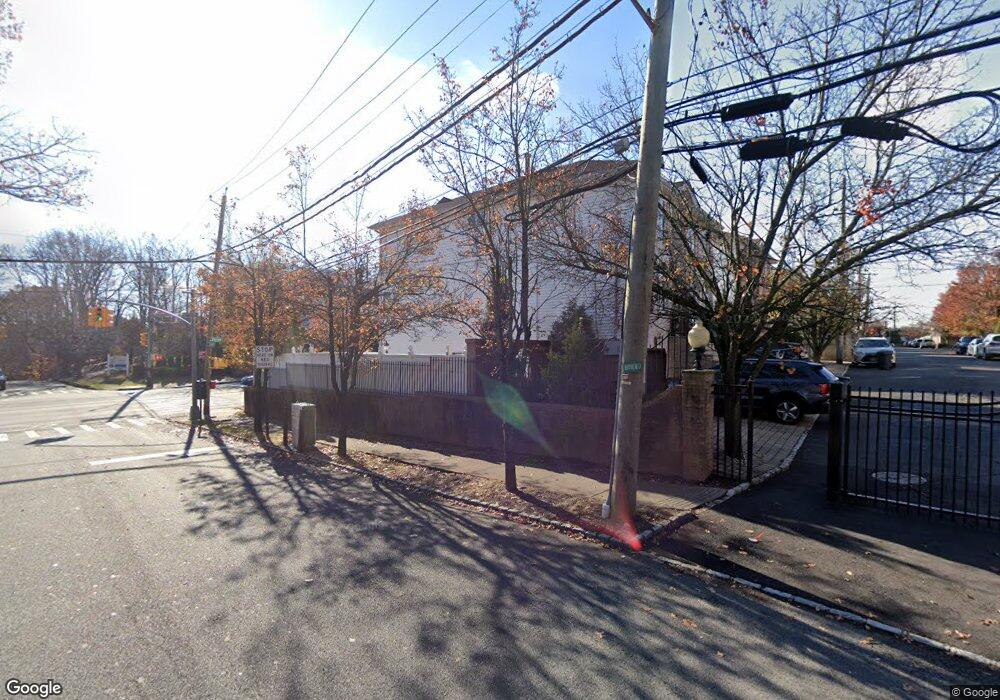 16 Bayview Ln, Staten Island, NY 10309 - photo 1