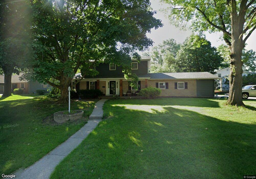 21 Oakbrook Place, Bettendorf, IA 52722 - photo 1