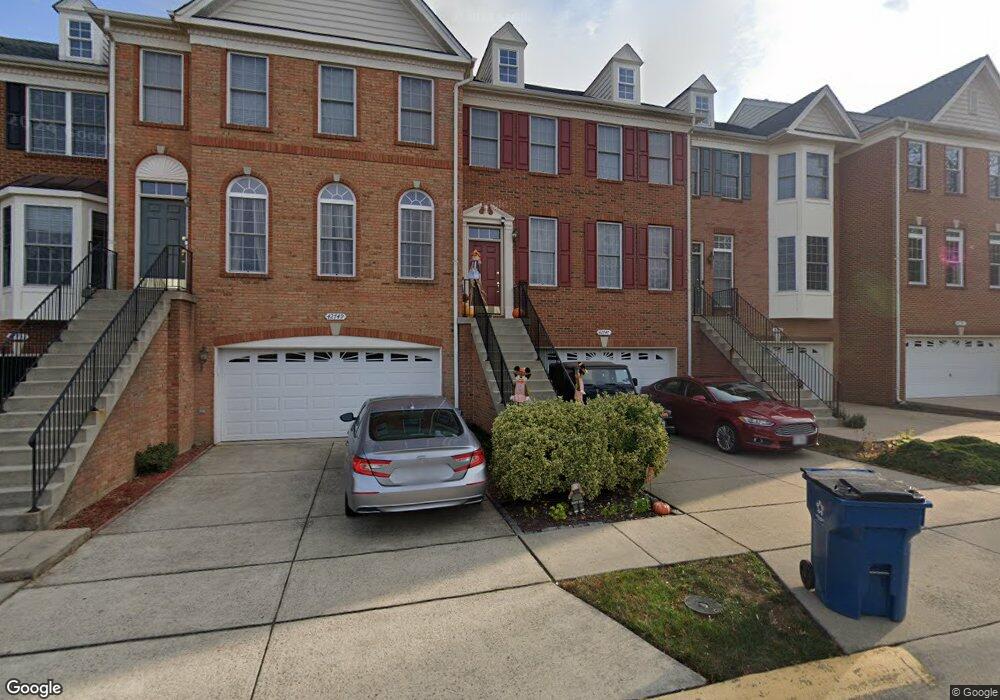 42747 Gelding Square, Chantilly, VA 20152 - photo 1