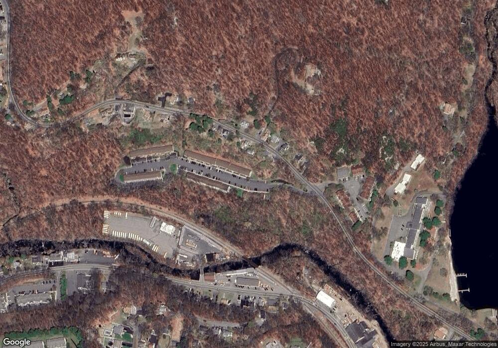 114 Treetop Ct, Bloomingdale, NJ 07403 - photo 1