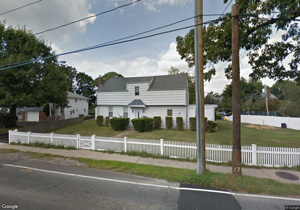 600 W Broadway, Cedarhurst, NY 11516 - photo 1