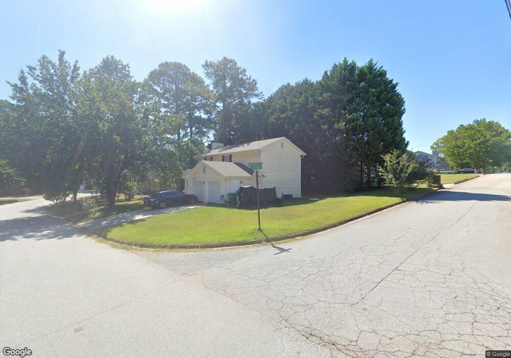 6755 Raleigh Oaks Ct, Lithonia, GA 30058 - photo 1