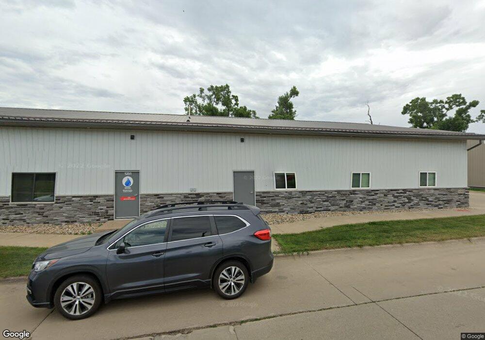 1253 Rockford Rd SW, Cedar Rapids, IA 52404 - photo 1