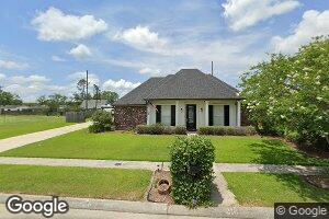 218 Tulip Dr, Houma, LA 70360