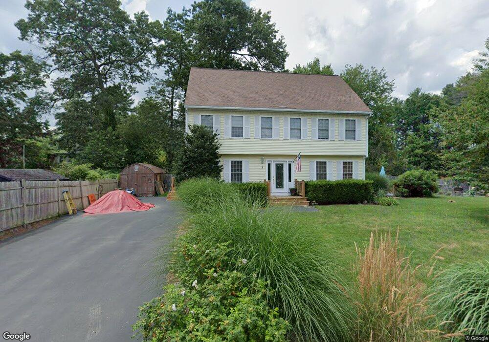 7 Olmstead Ave, Wilmington, MA 01887 - photo 1