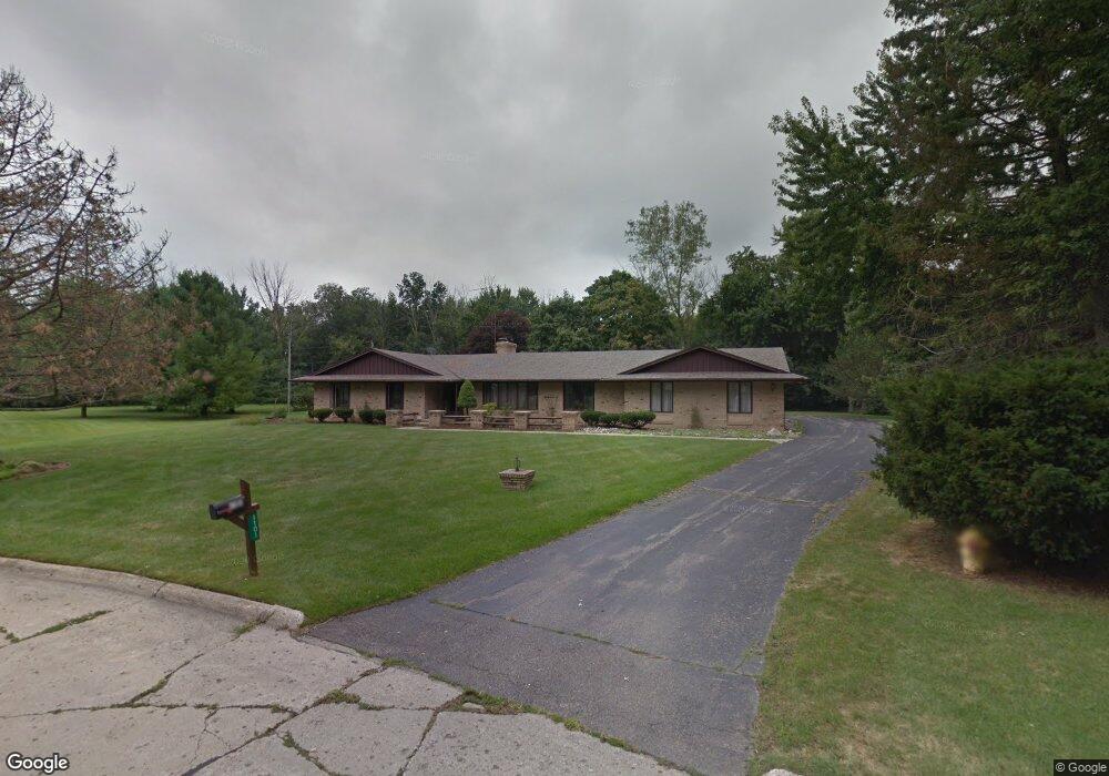 1101 Briarcliffe Dr, Flint, MI 48532 - photo 1