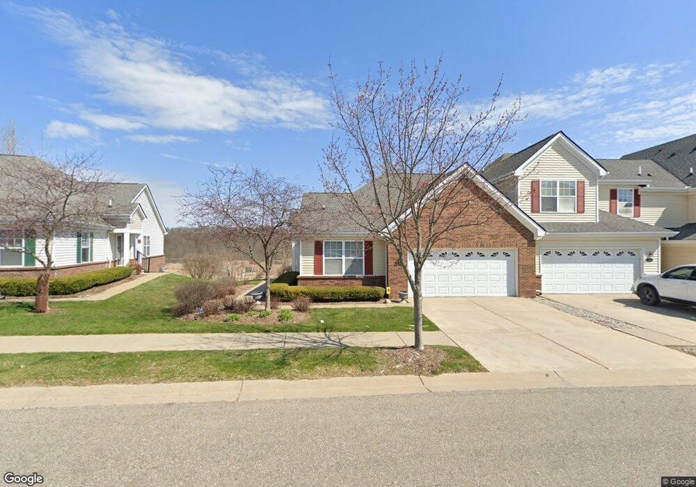 10101 Ridge Run St, Howell, MI 48855 - photo 1