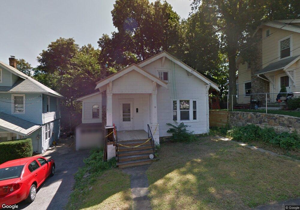 10 Gibson Ct, Norwalk, CT 06854 - photo 1