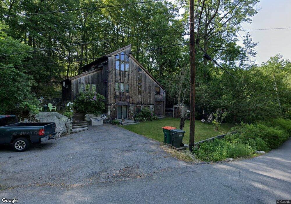 4 Cross Rd, Putnam Valley, NY 10579 - photo 1