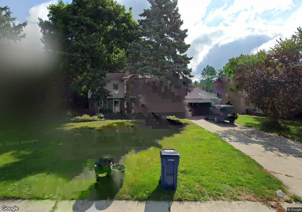 5403 Vincennes Dr, Bloomfield Hills, MI 48302 - photo 1