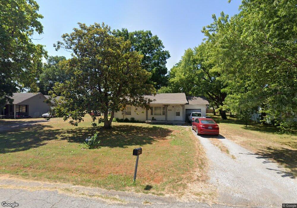 905 N Choctaw Ave, Claremore, OK 74017 - photo 1