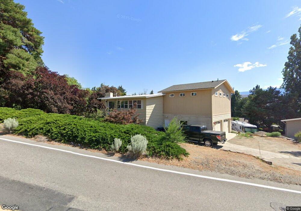 1566 10th St NE, East Wenatchee, WA 98802 - photo 1