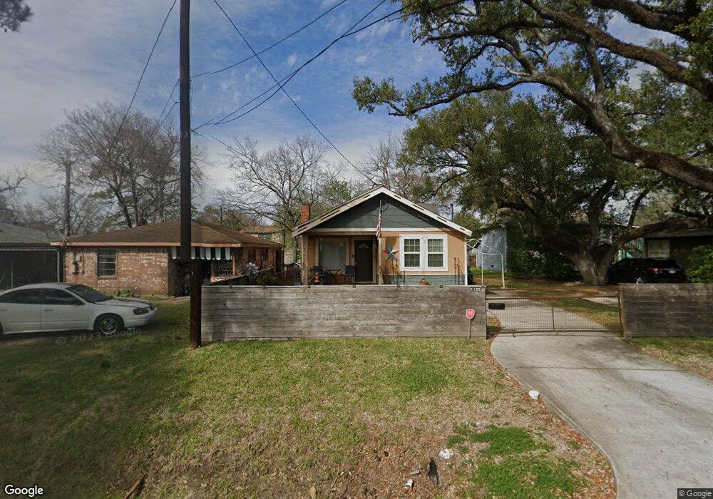 1105 Melbourne St, Houston, TX 77022 - photo 1