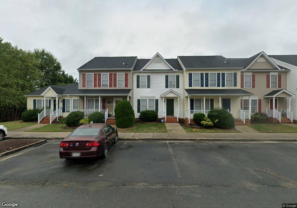 1123 Settlers Landing Dr unit 1123, Tappahannock, VA 22560 - photo 1