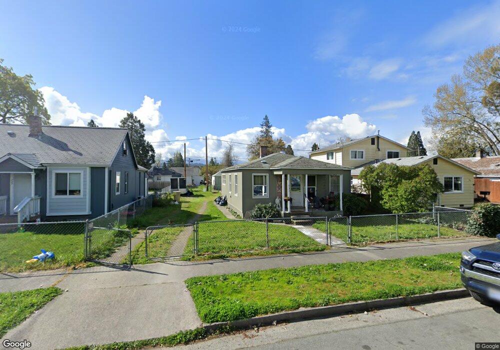 731 SW L St, Grants Pass, OR 97526 - photo 1