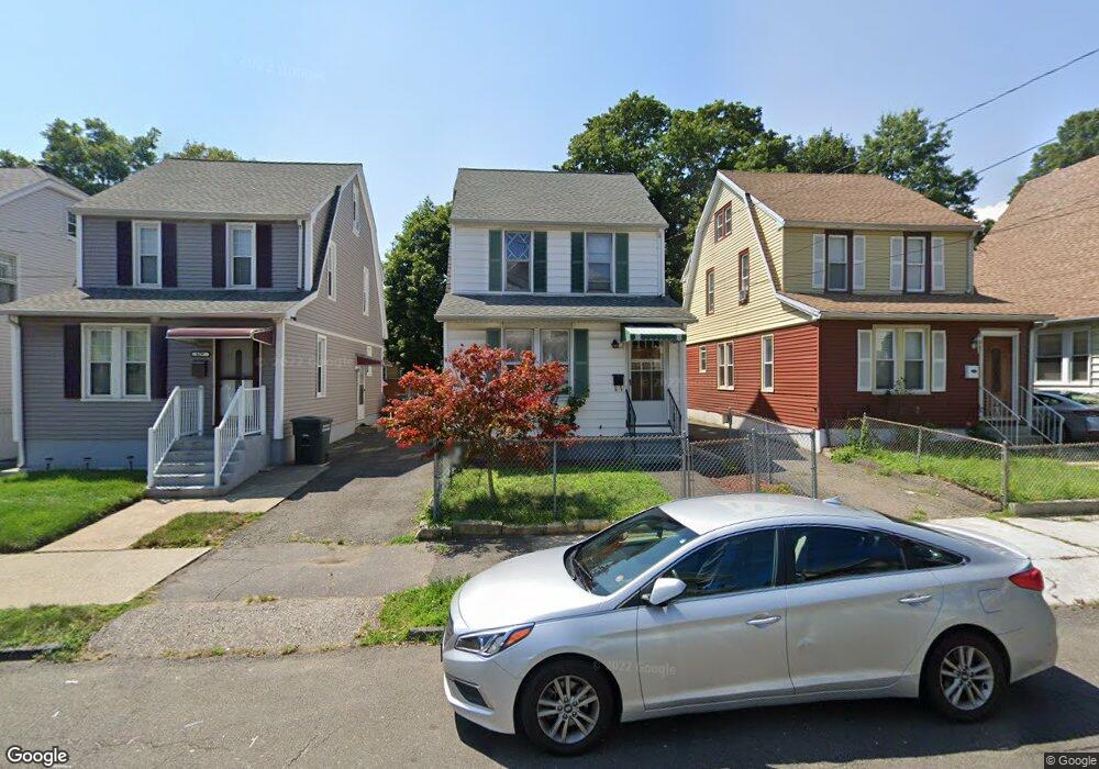 645 Bishop Ave, Bridgeport, CT 06610 - photo 1