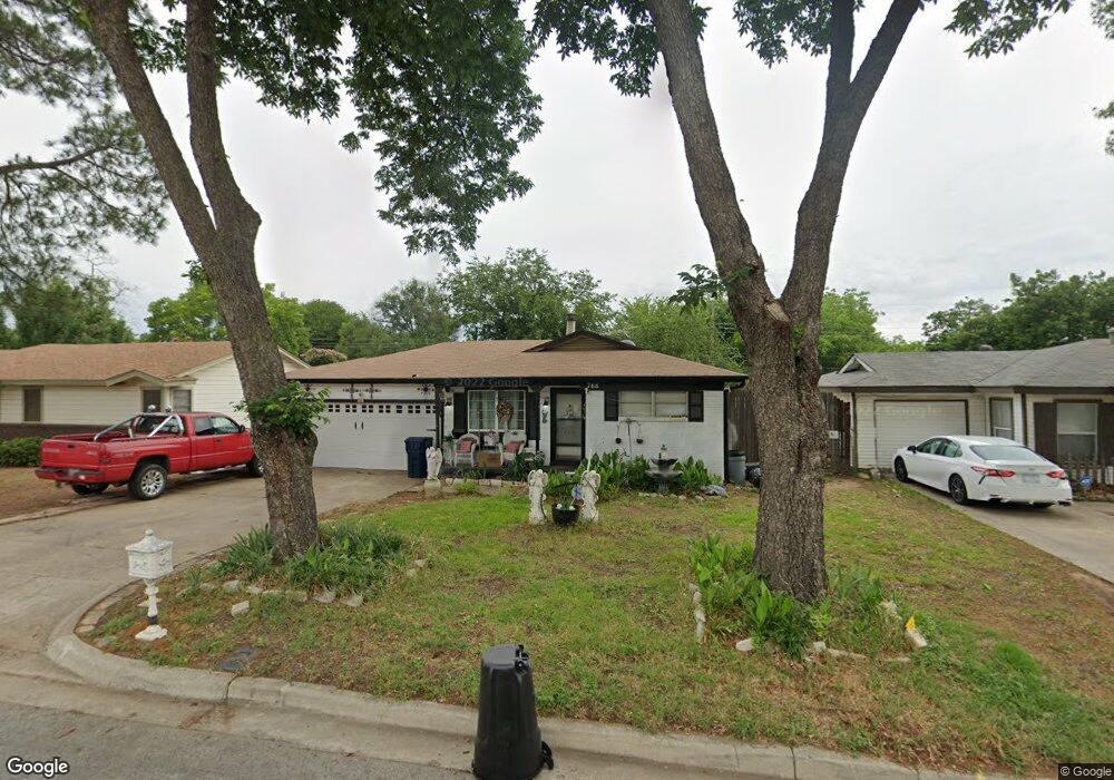 768 Cullum Ave, Hurst, TX 76053 - photo 1