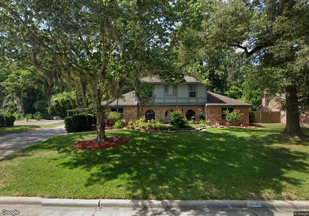 10121 Woodhollow Dr, Conroe, TX 77385 - photo 1