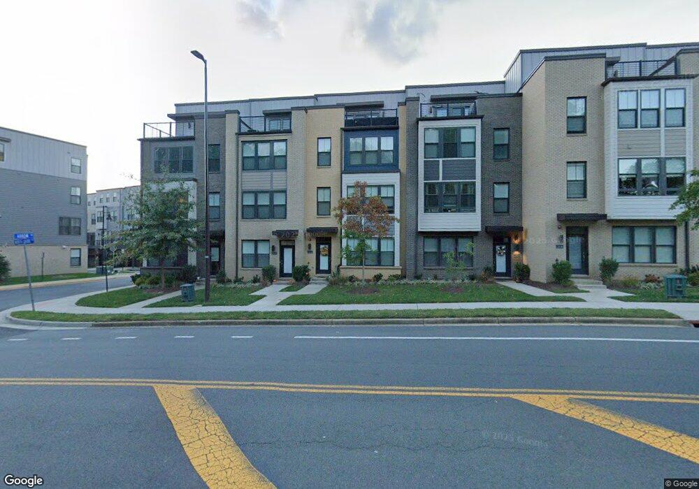 12032 N Shore Dr, Reston, VA 20190 - photo 1