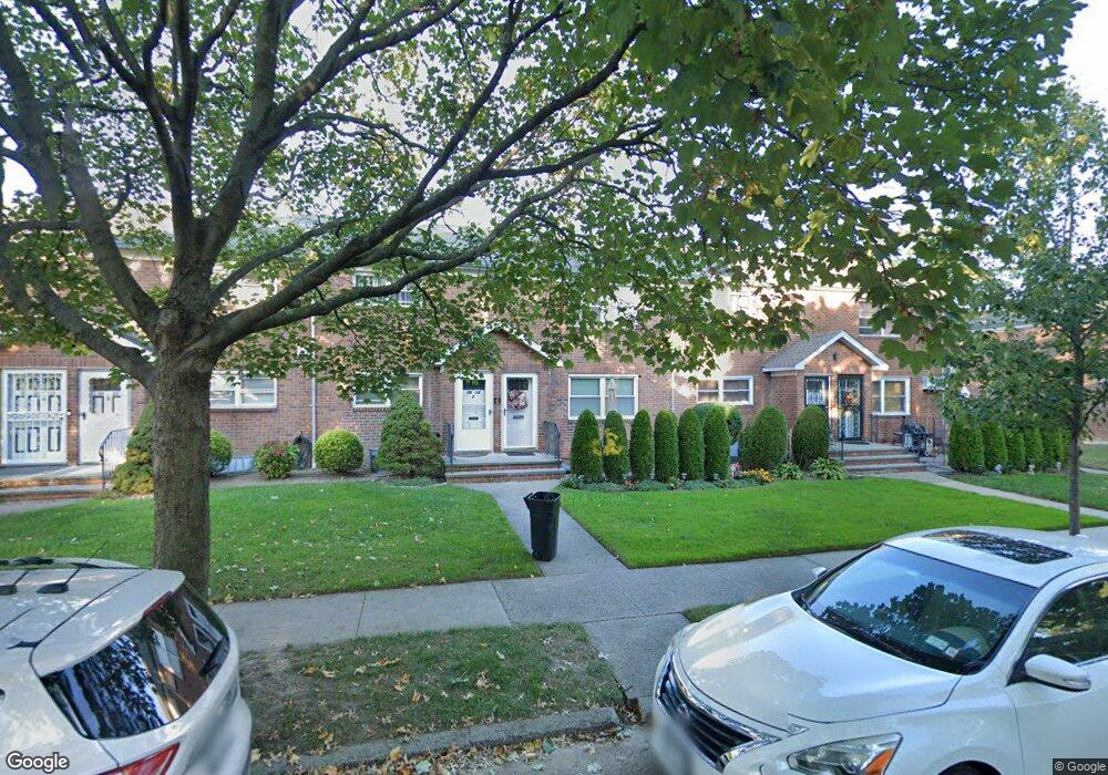 5616 175th Place unit 1009, Fresh Meadows, NY 11365 - photo 1