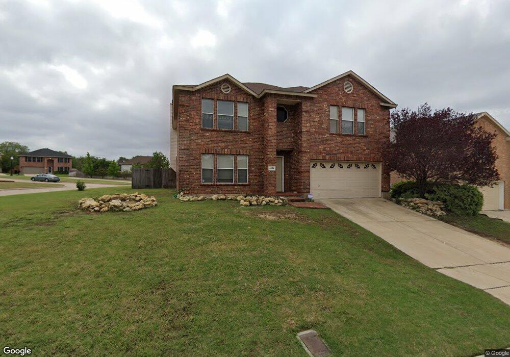 6524 Willow Oak Ct, Fort Worth, TX 76112 - photo 1