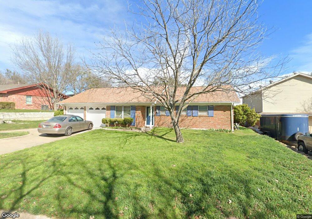 205 Roselawn Dr, Weatherford, TX 76086 - photo 1