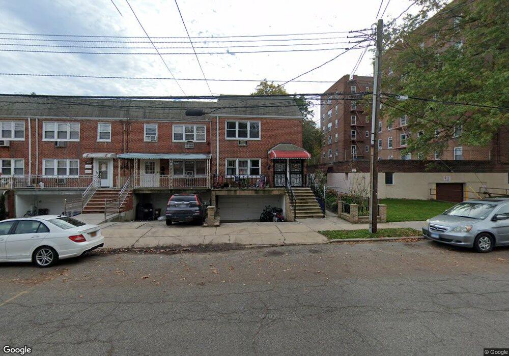 144-20 26 Ave unit 2, Whitestone, NY 11357 - photo 1