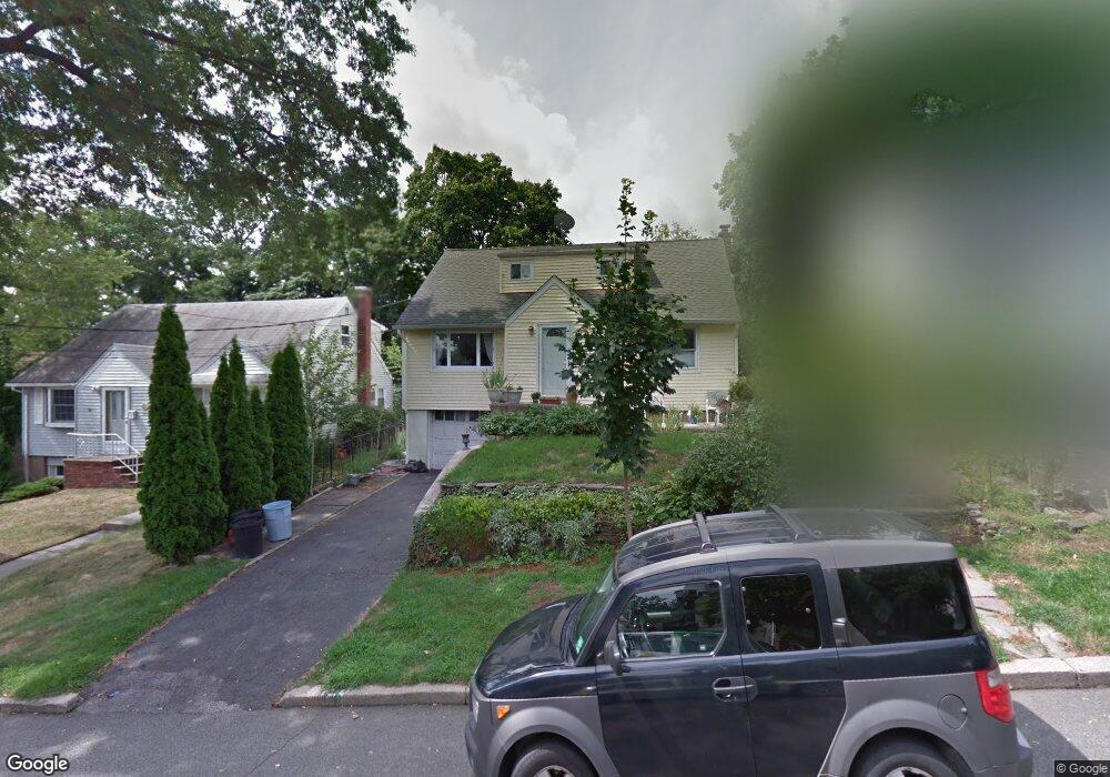 140 Columbus Ave, Hasbrouck Heights, NJ 07604 - photo 1