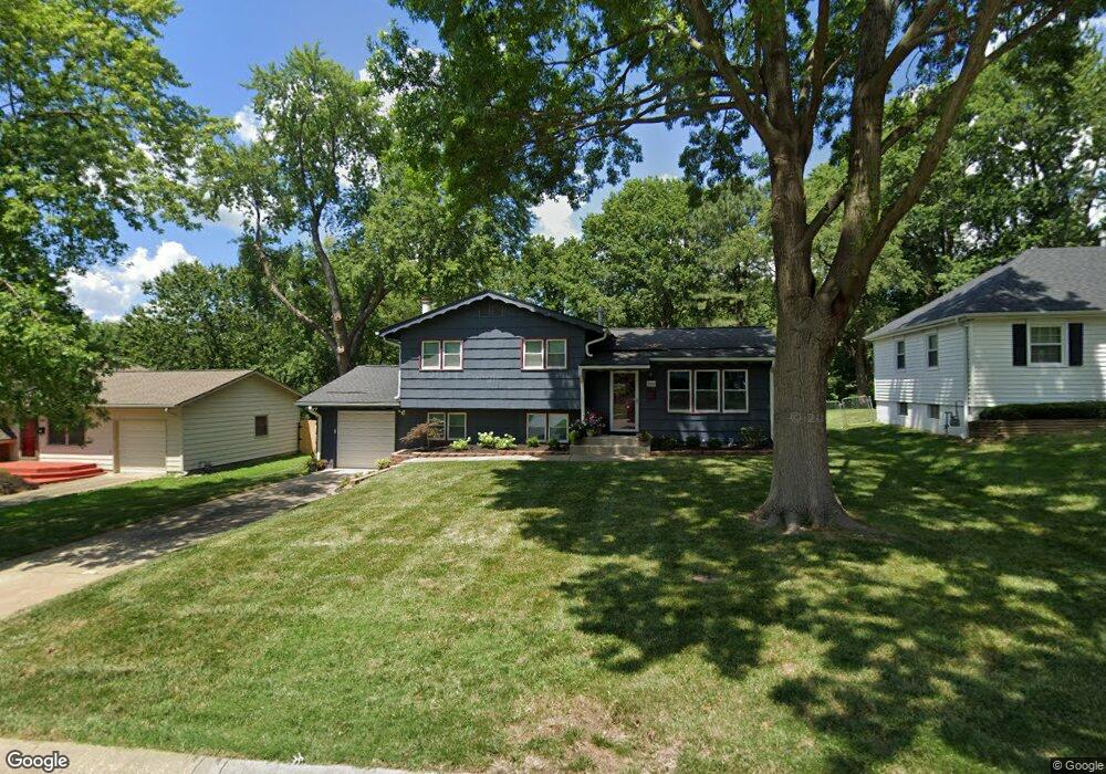 10808 W 72nd St, Shawnee, KS 66203 - photo 1