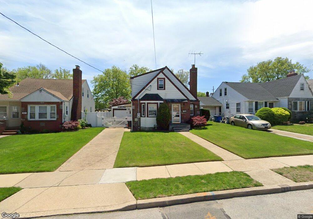 865 Gabriel Ave, Franklin Square, NY 11010 - photo 1