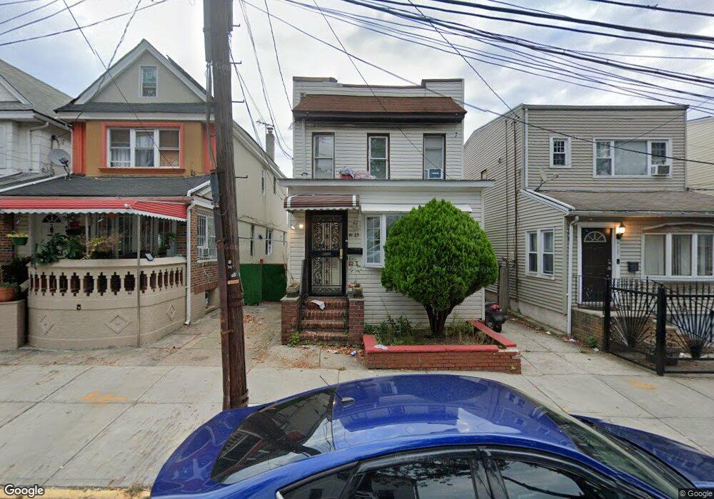 9125 82nd St, Woodhaven, NY 11421 - photo 1