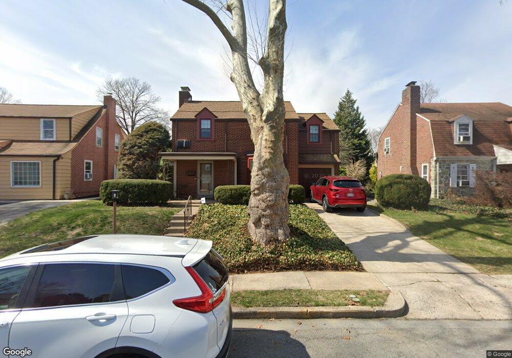 715 Lehigh St, Reading, PA 19601 - photo 1