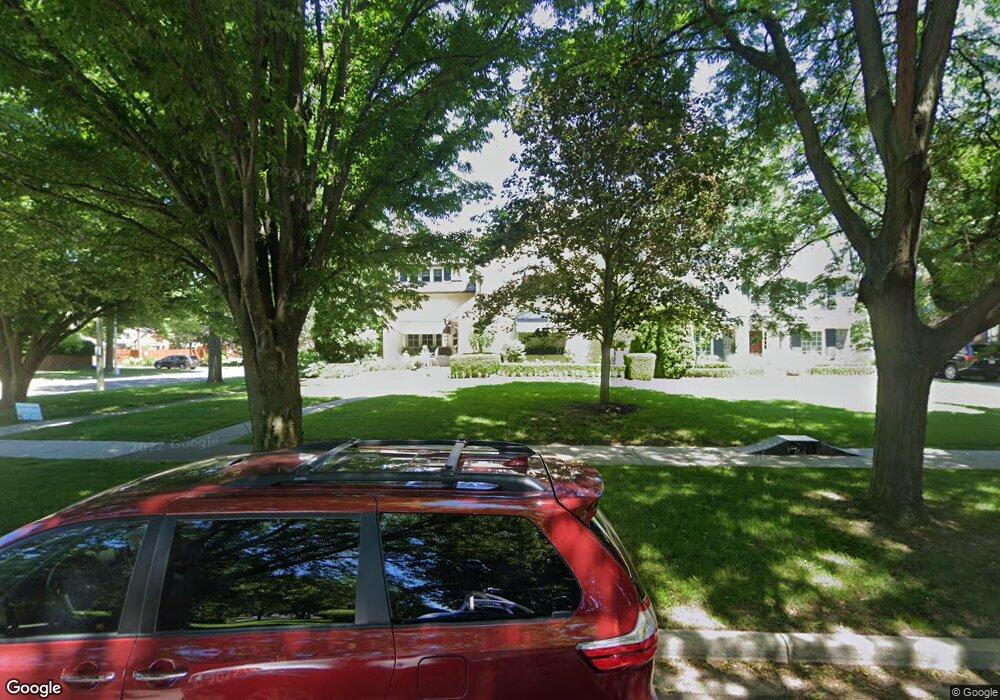 530 Washington Rd, Grosse Pointe, MI 48230 - photo 1