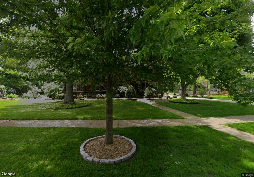 425 Washington Rd, Grosse Pointe, MI 48230 - photo 1