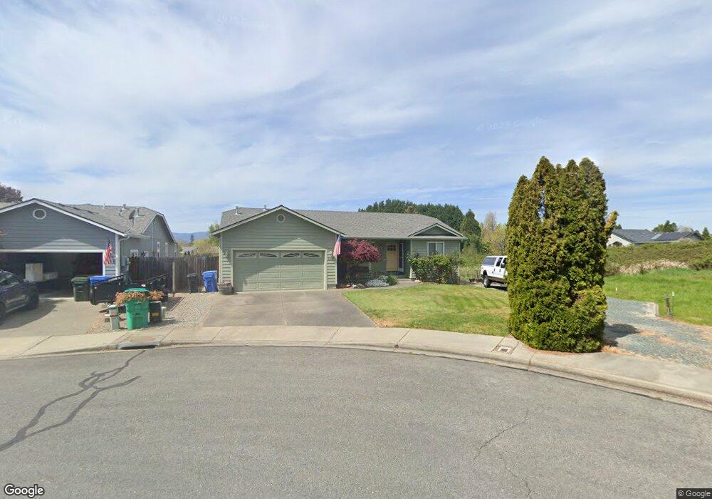 802 Tanager Way, Grants Pass, OR 97527 - photo 1