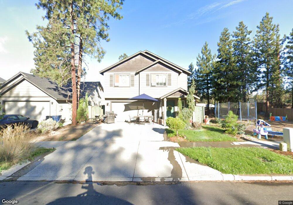 61292 Geary Dr, Bend, OR 97702 - photo 1