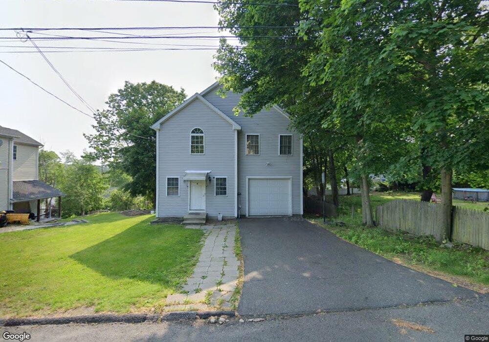 4 Lansing Ave, Trumbull, CT 06611 - photo 1