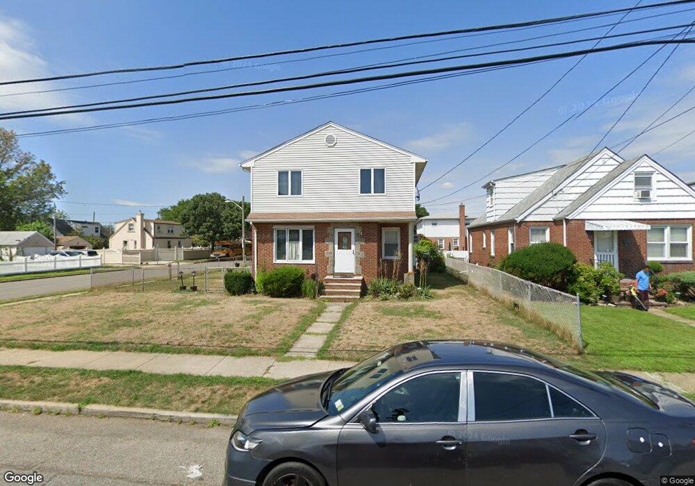 47 Carl Ave, Franklin Square, NY 11010 - photo 1