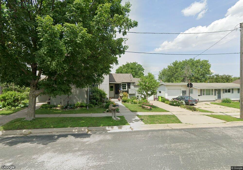 220 E 7th St, Zumbrota, MN 55992 - photo 1