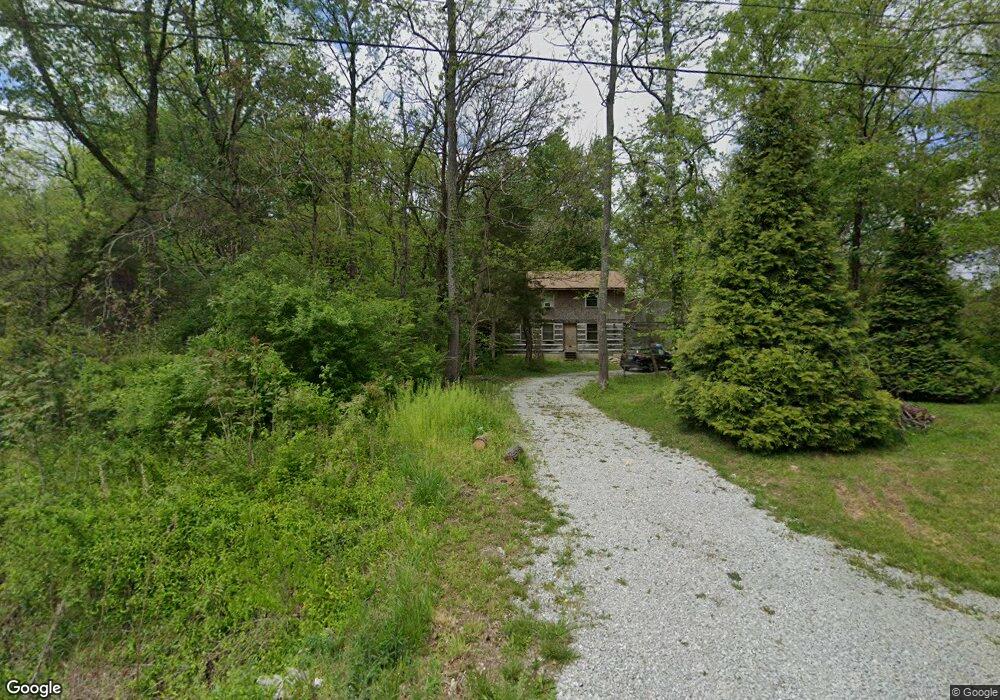 3303 Bugaboo Ln, Sellersburg, IN 47172 - photo 1