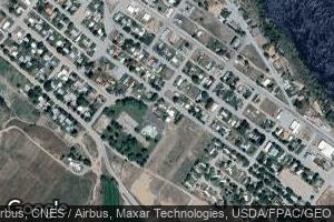 605 21st St, Bridgeport, WA 98813