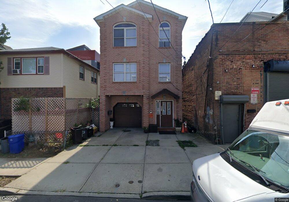 114 Sherman Ave unit 2, Jersey City, NJ 07307 - photo 1